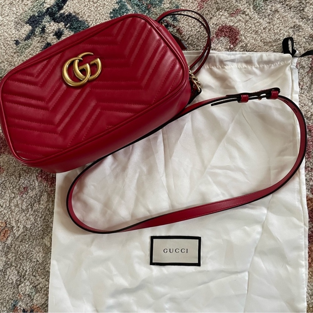 Authentic Gucci Marmont Small Matelassé Shoulder Bag